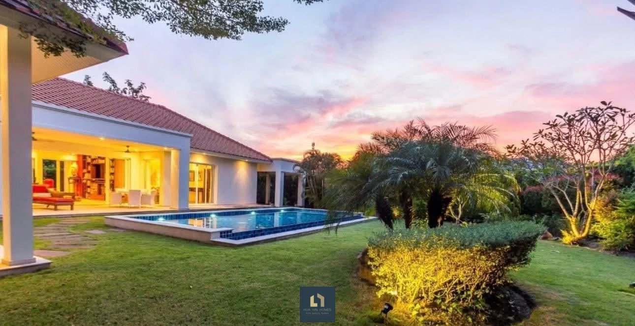 Luxury Pool Villa